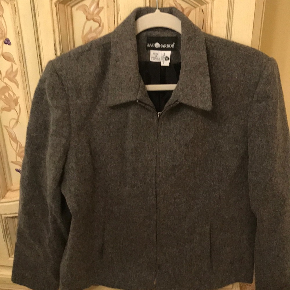 Grey wool Sag Harbor pants suit